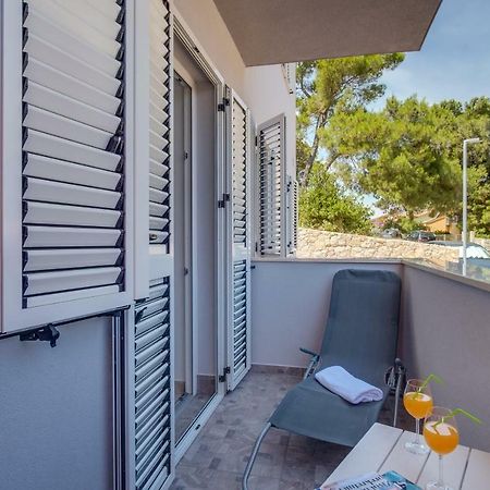 Apartman Filip Малий Лошинь Екстер'єр фото